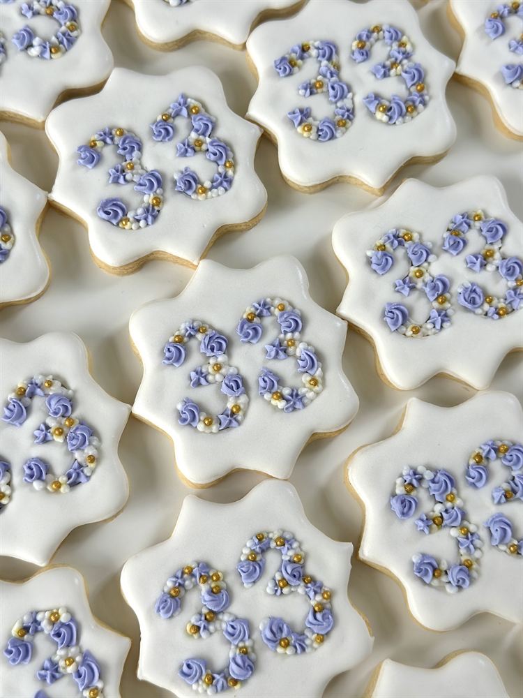 Custom hand-decorated sugar cookies — set 15