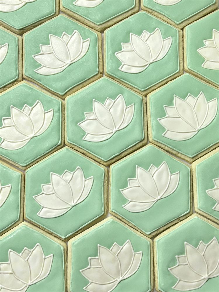 Custom hand-decorated sugar cookies — set 23