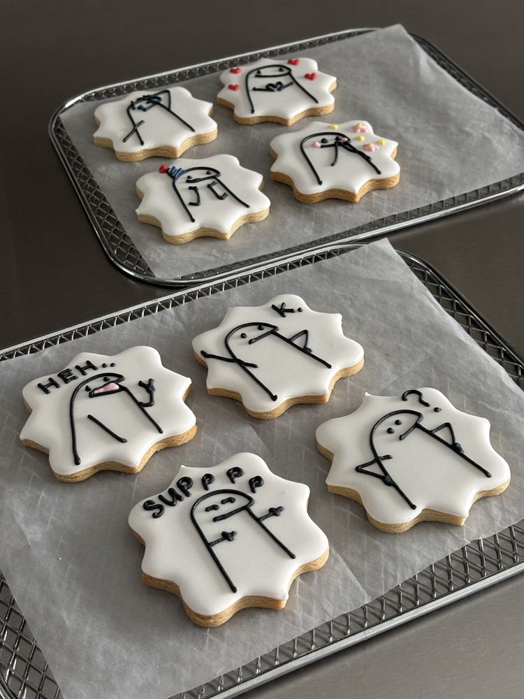 Custom hand-decorated sugar cookies — set 27